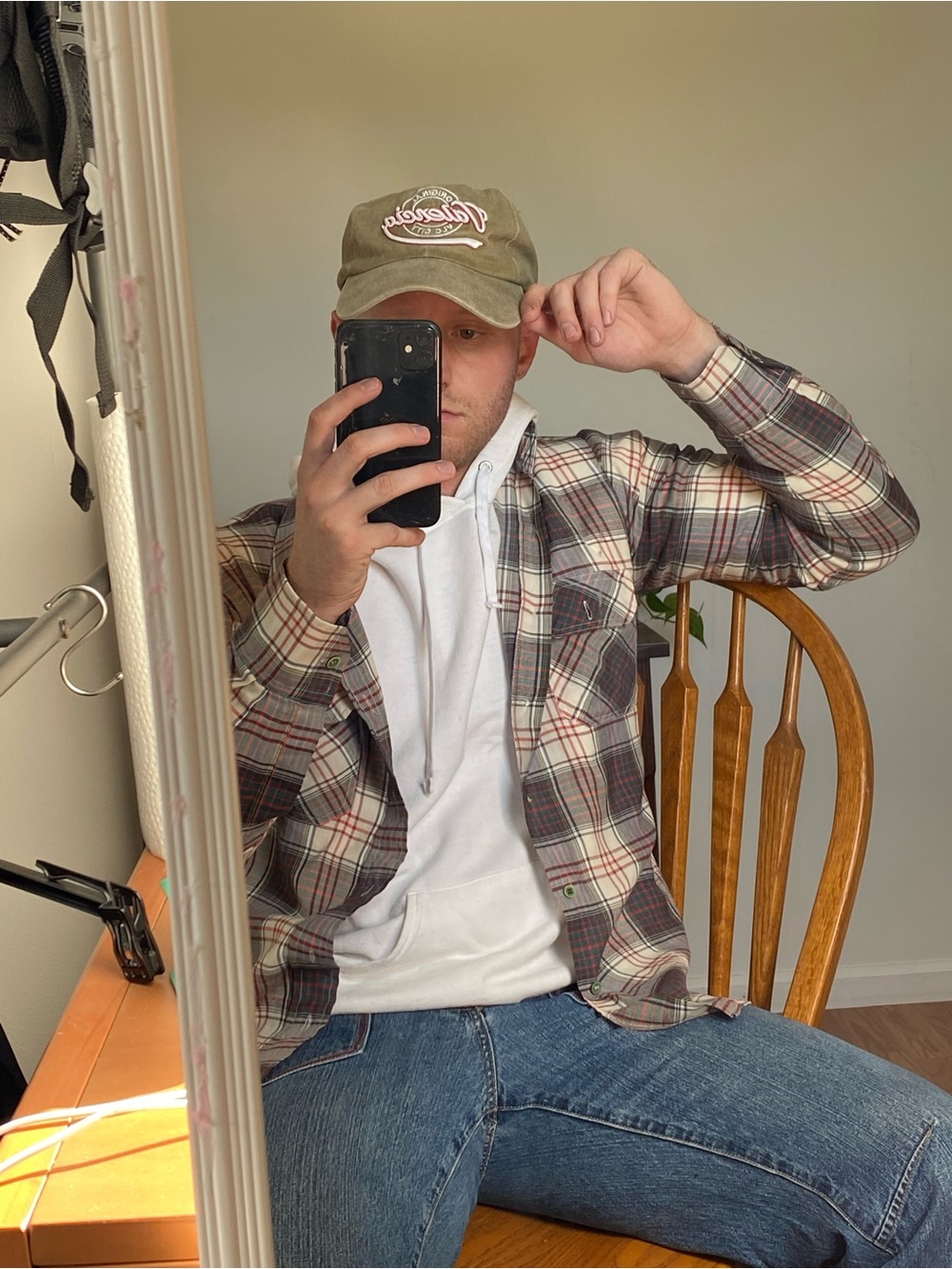 Men's Plaid Long-Sleeve Button-Up Shirt - Cream & Brown